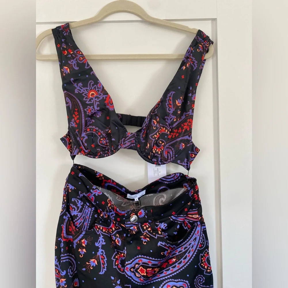 weworewhat two piece paisley set - Picture 2 of 3